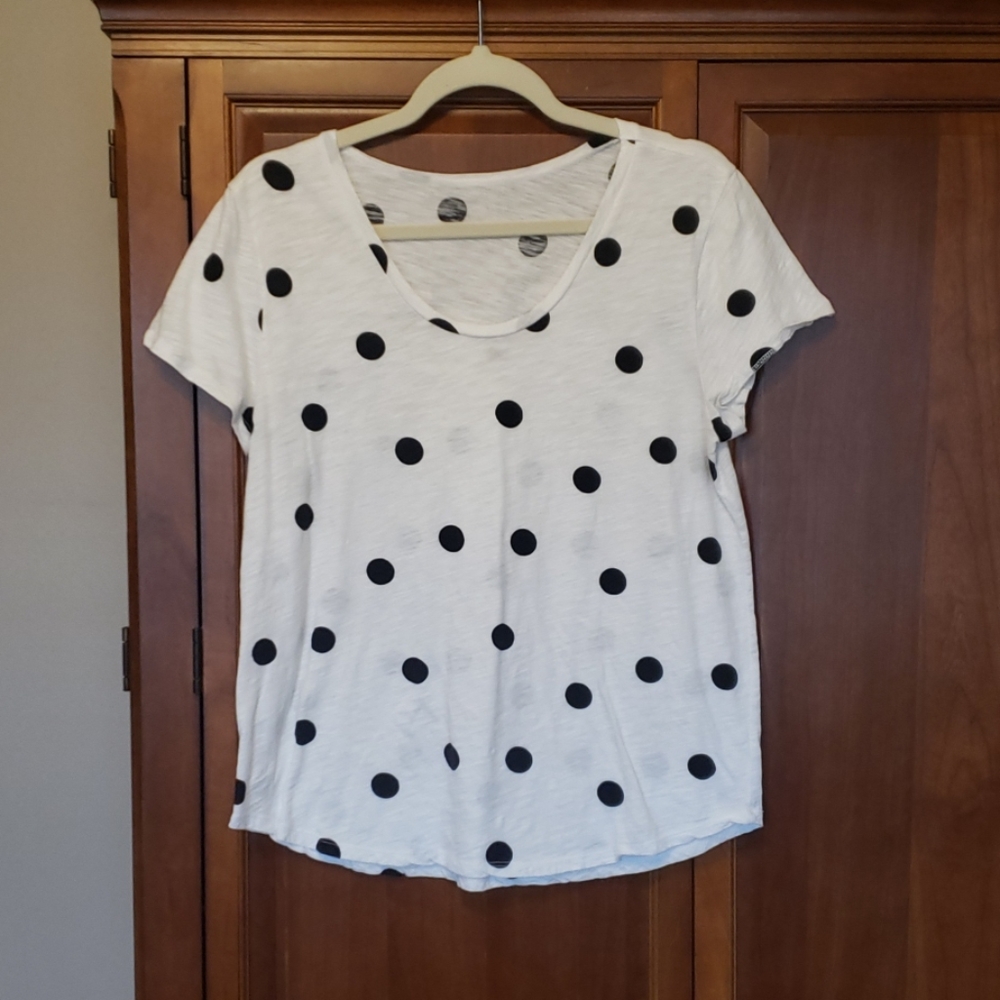Black and white polka dot tee